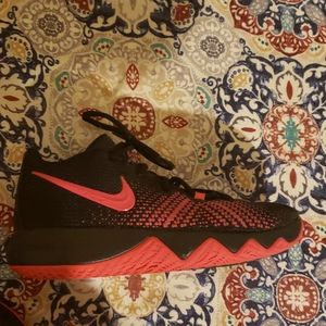 Boys shoes